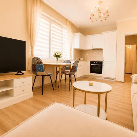 City Center Boutique Apartment - Walk Everywhere
